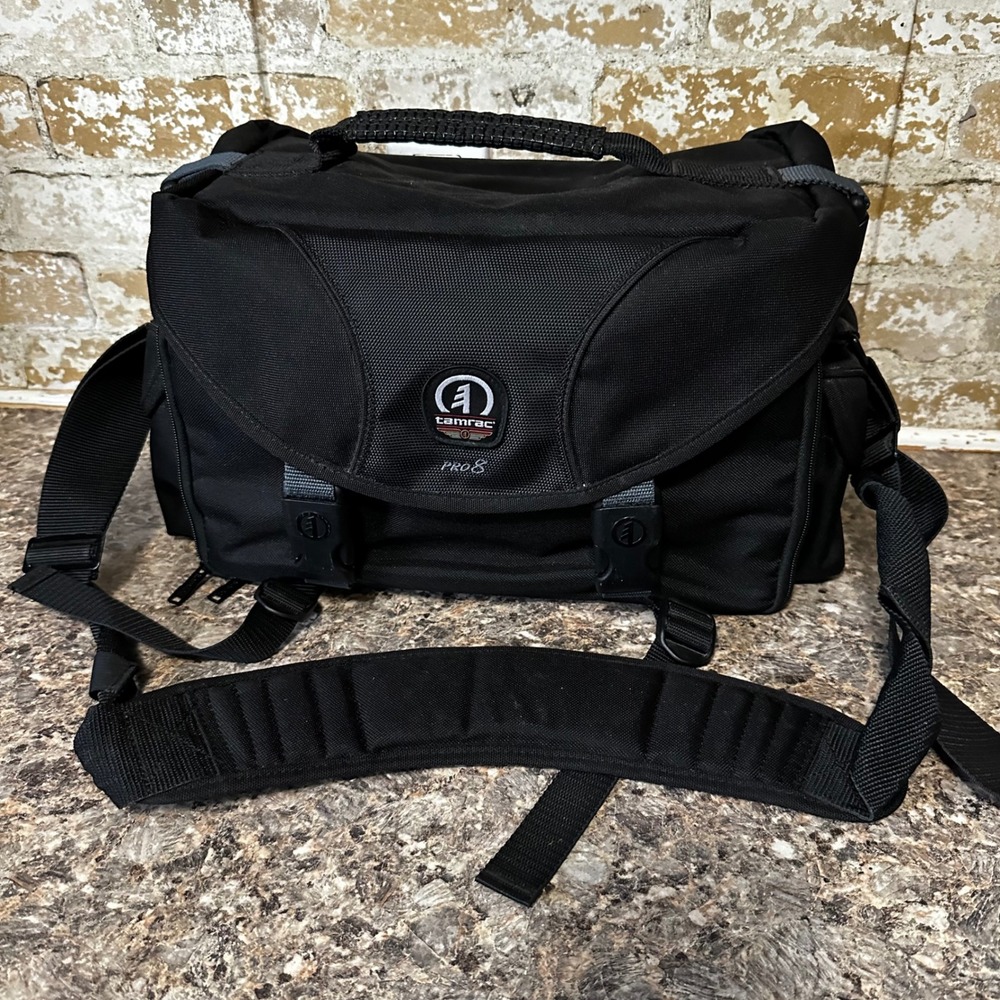 Tamrac Pro 8 Camera Bag Unisex Large Black Good Padded Shoulder Strap 5608